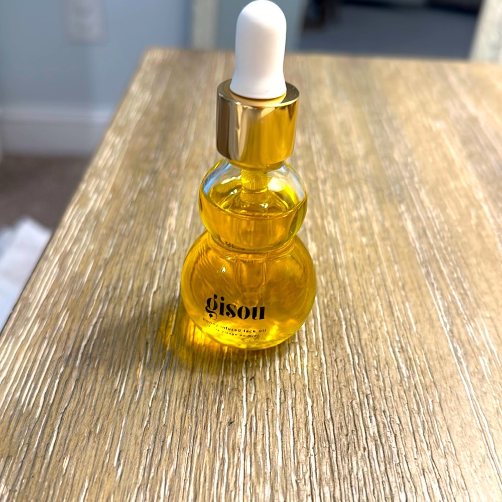 Gisou honey infused face oil